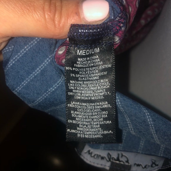 👇🏻$ Markdown to final price.Sam Edelman tank blouse in a navy/burgundy pattern - Picture 5 of 9